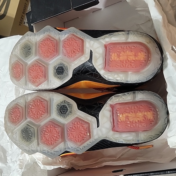 LeBron XII - Picture 9 of 11